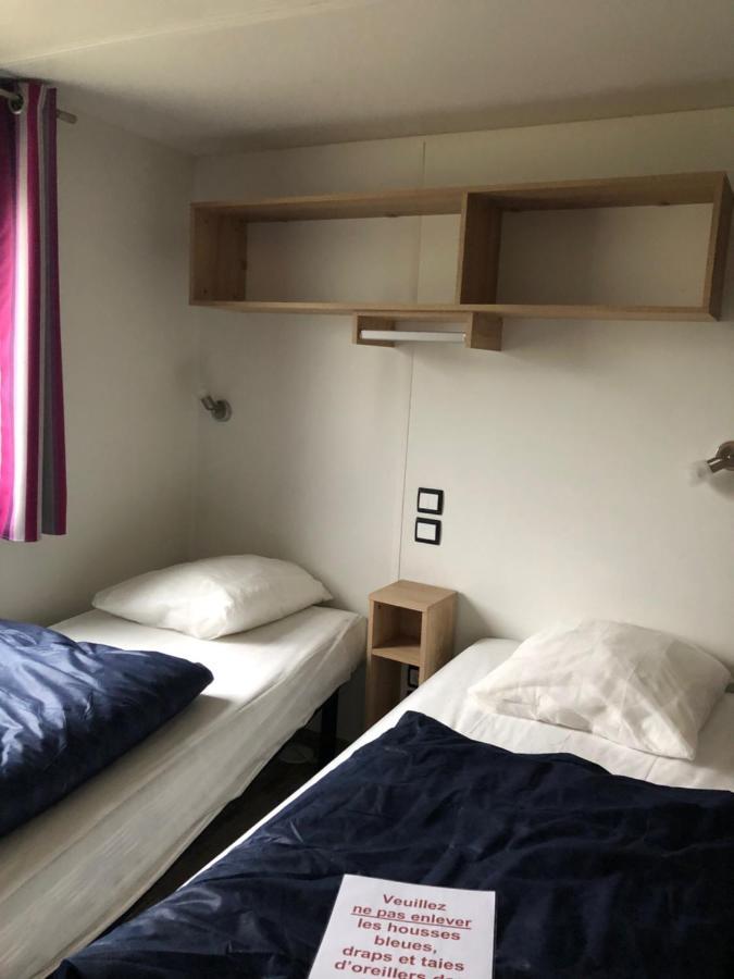 Camping Du Sevron Saint-Etienne-du-Bois  Екстериор снимка