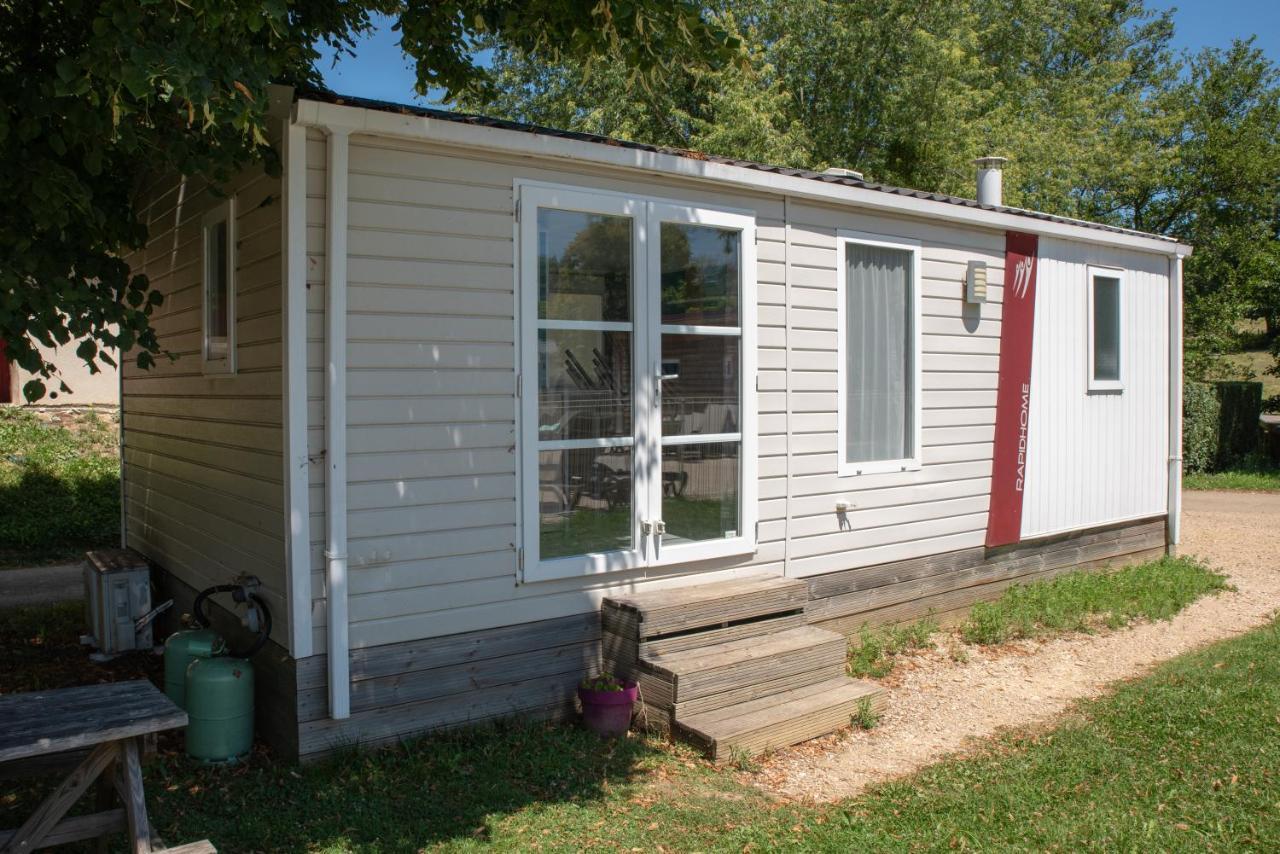 Camping Du Sevron Saint-Etienne-du-Bois  Екстериор снимка