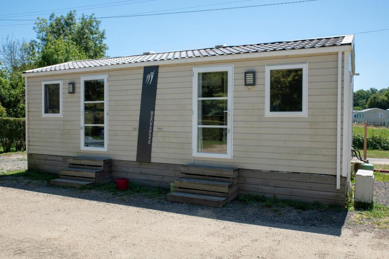 Camping Du Sevron Saint-Etienne-du-Bois  Екстериор снимка