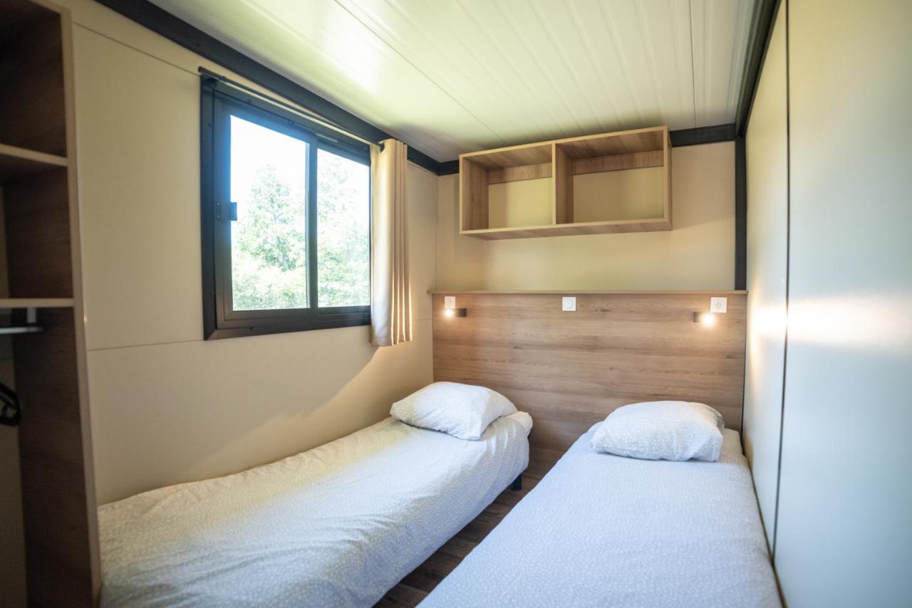 Camping Du Sevron Saint-Etienne-du-Bois  Екстериор снимка